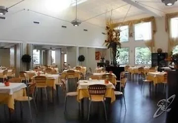 Classhotel Piacenza Junior Podenzano 3*,